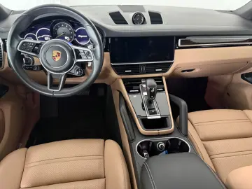 PORSCHE Cayenne Coupe E-Hybrid