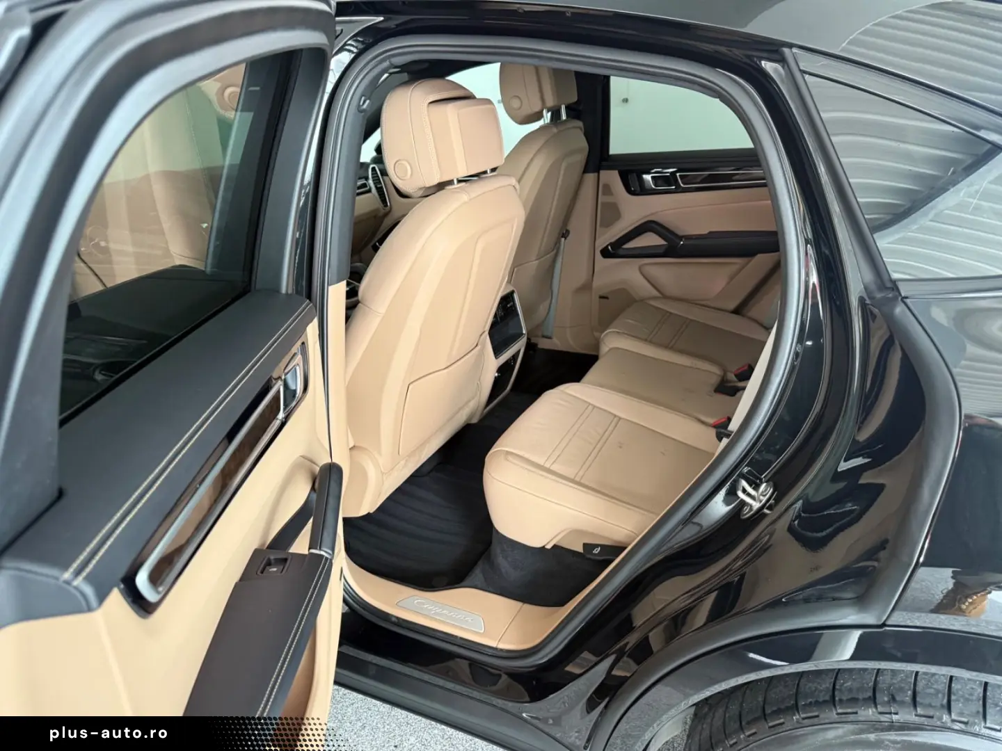 PORSCHE Cayenne Coupe E-Hybrid