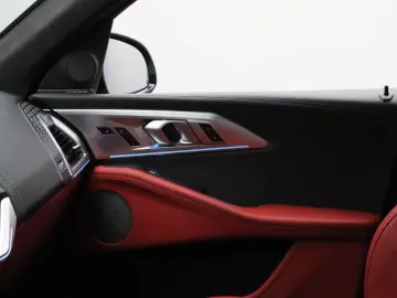 BMW XM 50e 30 kWh   Ambiance verlichting   Comfort A