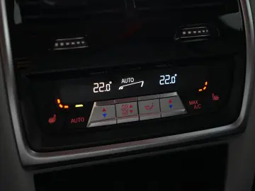 BMW XM  BLACK EDITION-ACC-AHK-23M-LEDER SILVERSTONE