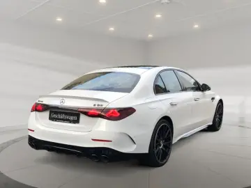 MERCEDES-BENZ AMG E 53 Hybrid 4MATIC  AMG Superscreen HUD