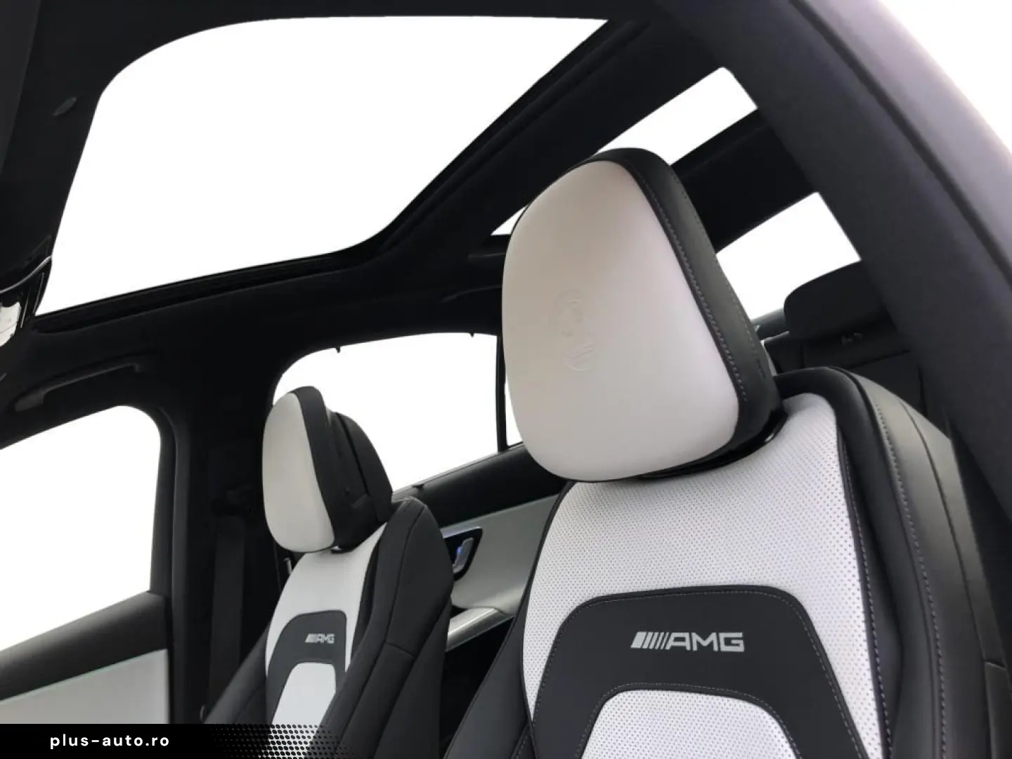 MERCEDES-BENZ AMG E 53 Hybrid 4MATIC  AMG Superscreen HUD