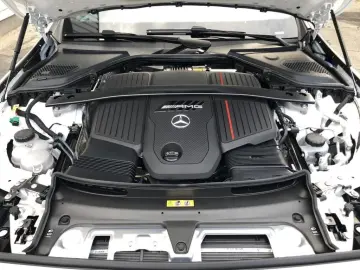 MERCEDES-BENZ AMG E 53 Hybrid 4MATIC  AMG Superscreen HUD