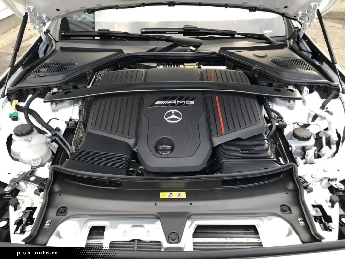 MERCEDES-BENZ AMG E 53 Hybrid 4MATIC  AMG Superscreen HUD