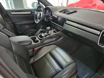 PORSCHE Cayenne Coupe E-Hybrid PlatinumEdition Burmester