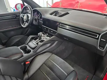 PORSCHE Cayenne GTS InnoD 4AC Matrix 360  Pano eAHK appr
