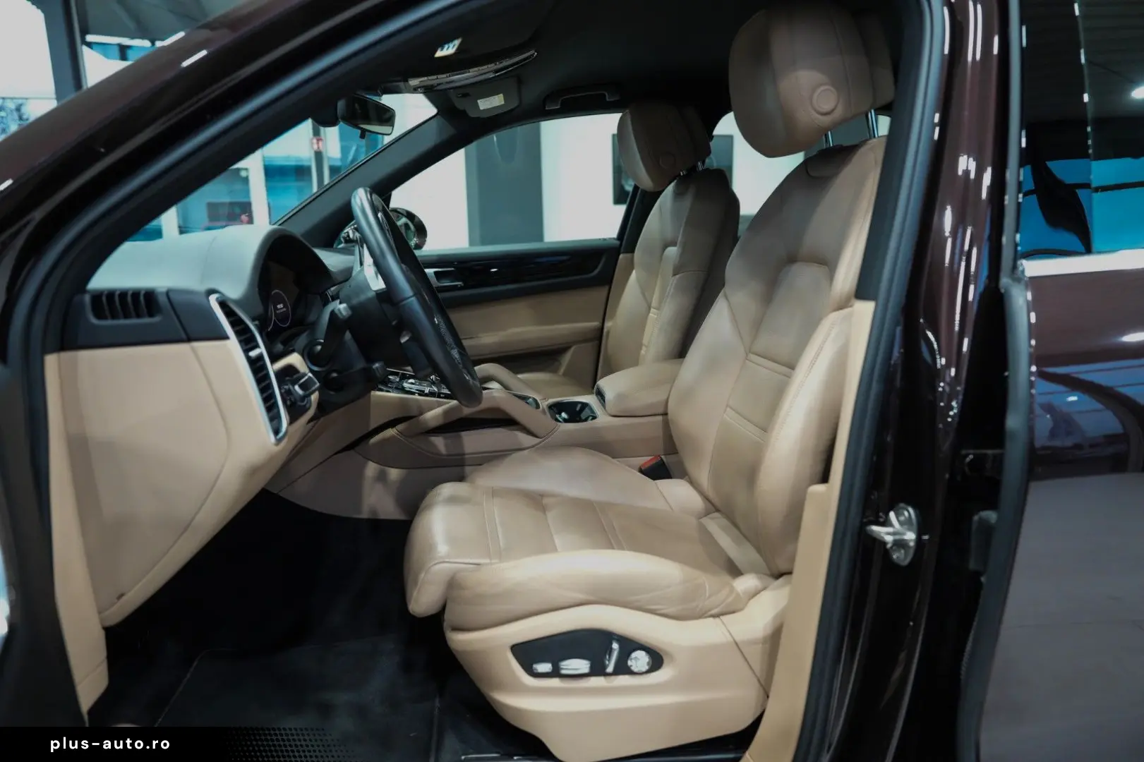 PORSCHE Cayenne E-Hybrid SPORT-CHRONO 14-WEGE BOSE PDLS