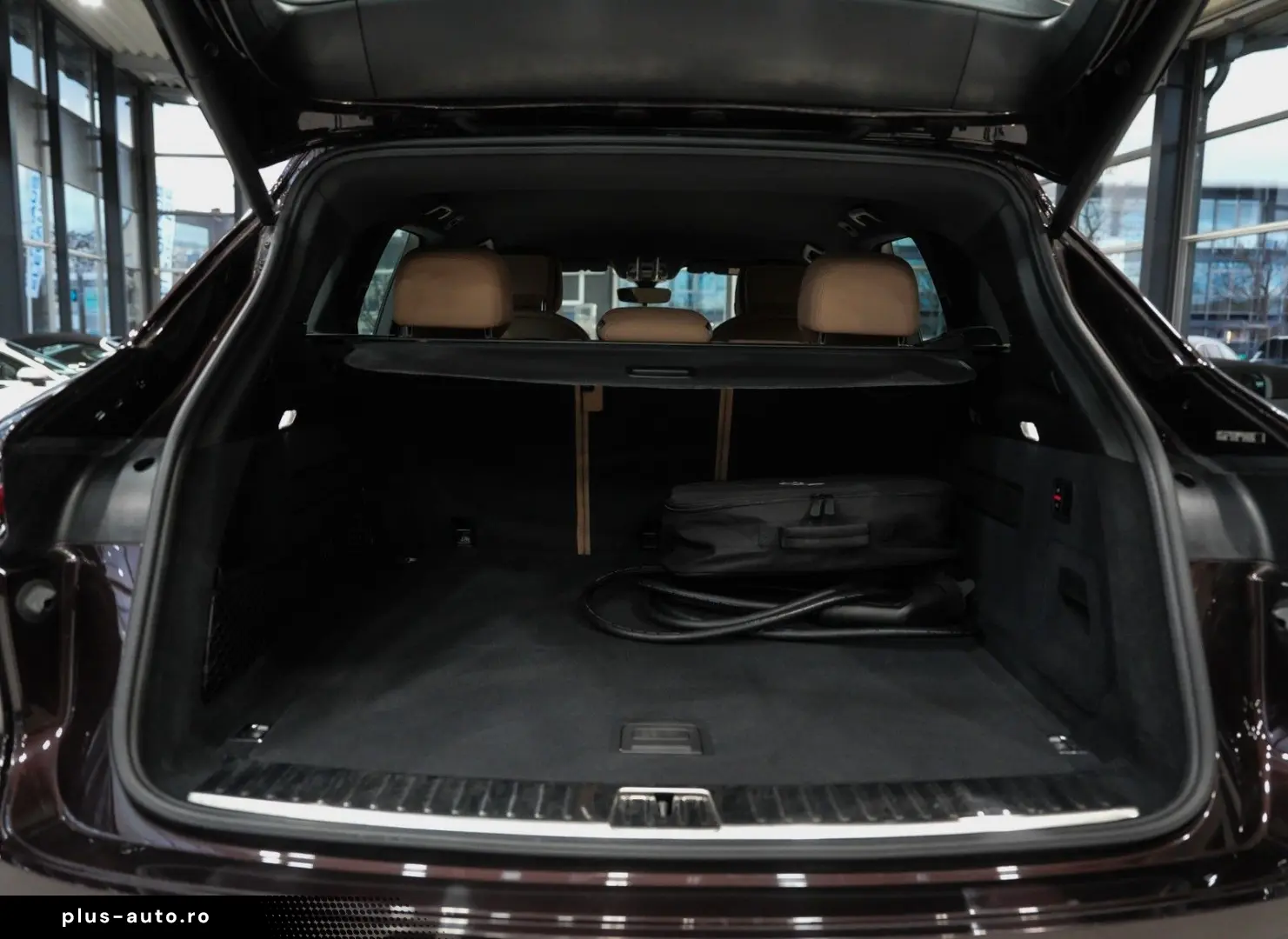 PORSCHE Cayenne E-Hybrid SPORT-CHRONO 14-WEGE BOSE PDLS