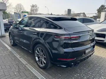 PORSCHE E-Hybrid Coupé PLATINUM-SPORTDESIGN-ACC-AHK-VOLL