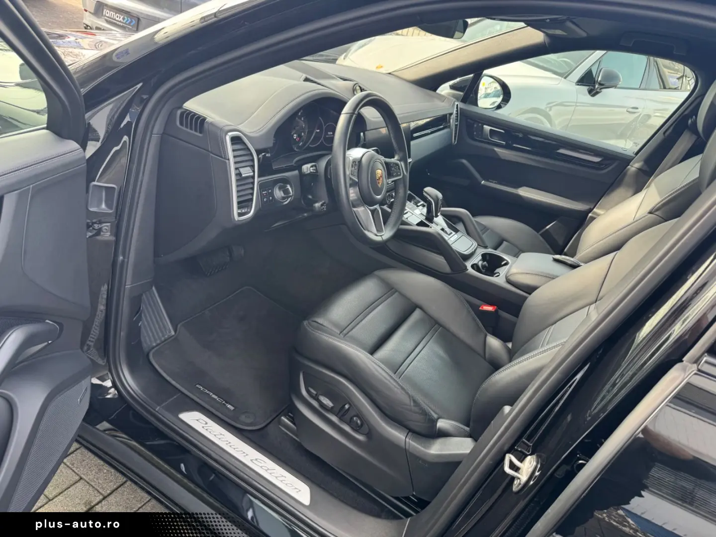 PORSCHE E-Hybrid Coupé PLATINUM-SPORTDESIGN-ACC-AHK-VOLL