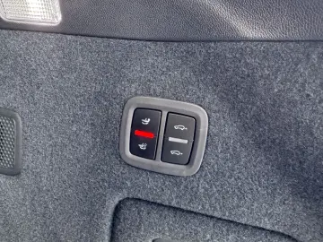 PORSCHE E-Hybrid Coupé PLATINUM-SPORTDESIGN-ACC-AHK-VOLL