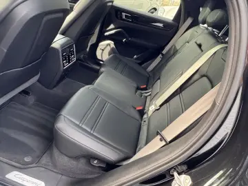 PORSCHE E-Hybrid Coupé PLATINUM-SPORTDESIGN-ACC-AHK-VOLL