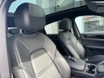 PORSCHE E-Hybrid Coupé PLATINUM-SPORTDESIGN-ACC-AHK-VOLL