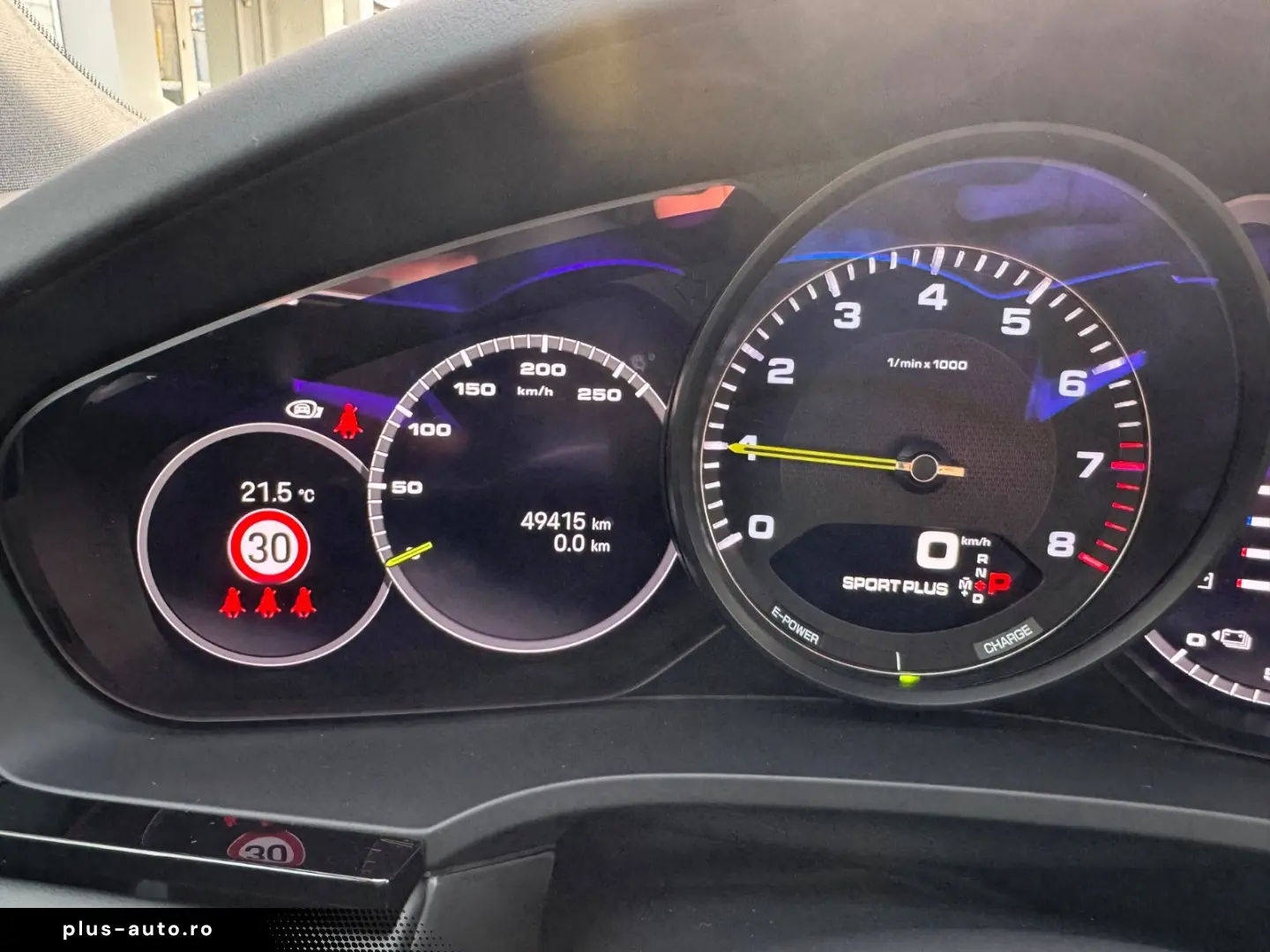 PORSCHE E-Hybrid Coupé PLATINUM-SPORTDESIGN-ACC-AHK-VOLL