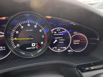 PORSCHE E-Hybrid Coupé PLATINUM-SPORTDESIGN-ACC-AHK-VOLL