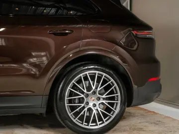 PORSCHE Cayenne E-Hybrid Platinum Edition