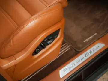 PORSCHE Cayenne E-Hybrid Platinum Edition