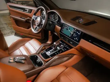 PORSCHE Cayenne E-Hybrid Platinum Edition