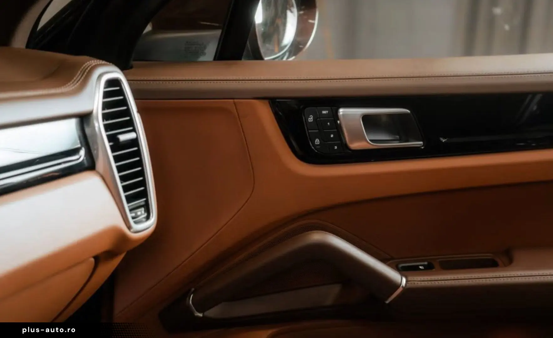 PORSCHE Cayenne E-Hybrid Platinum Edition