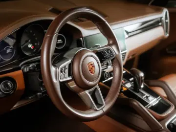 PORSCHE Cayenne E-Hybrid Platinum Edition