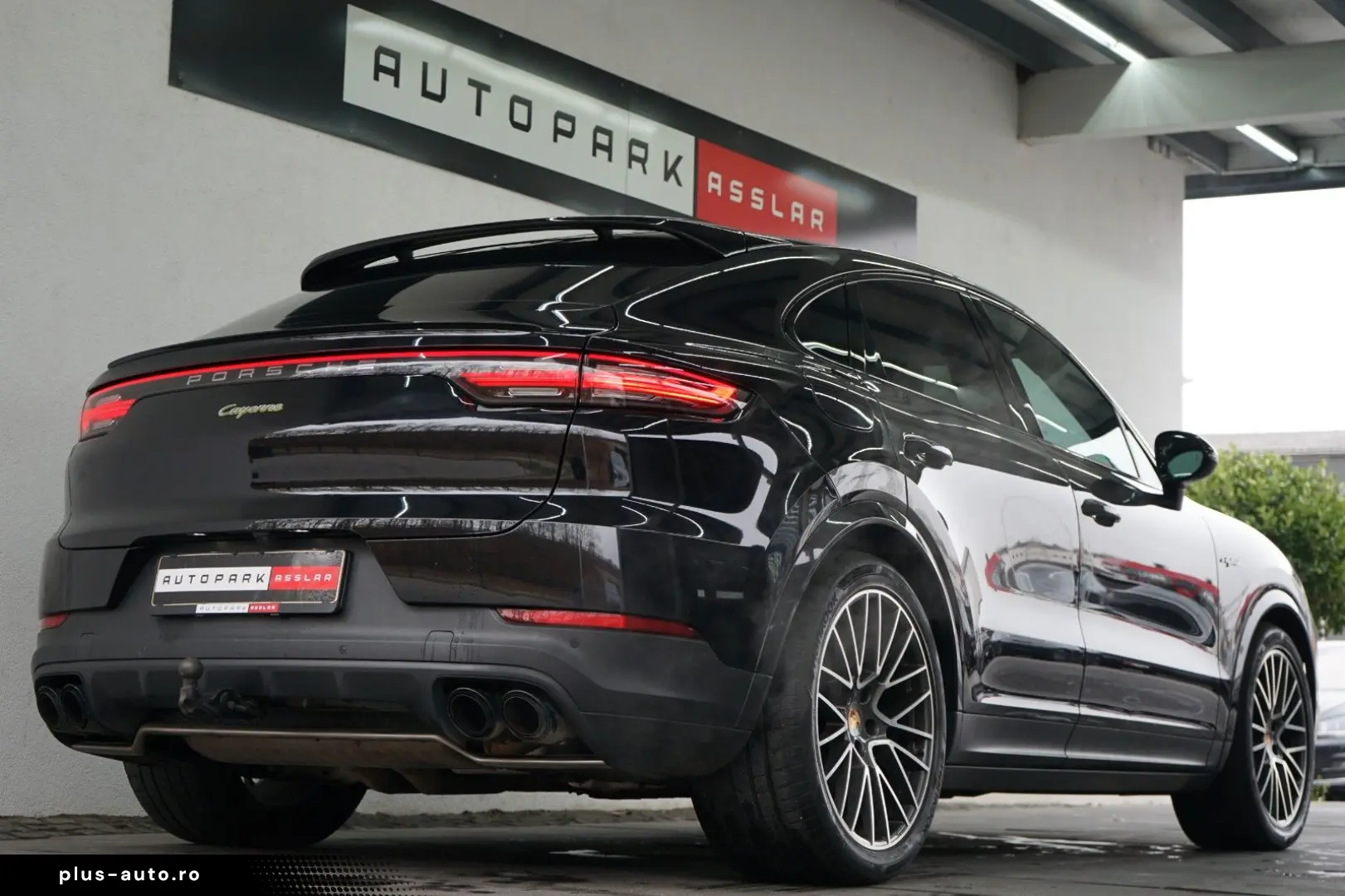 PORSCHE Cayenne Coupe E-Hybrid HeadUp Leder-rot approved