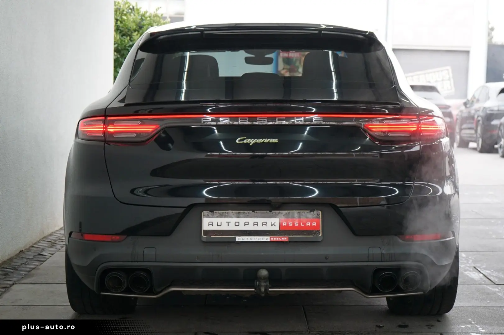PORSCHE Cayenne Coupe E-Hybrid HeadUp Leder-rot approved