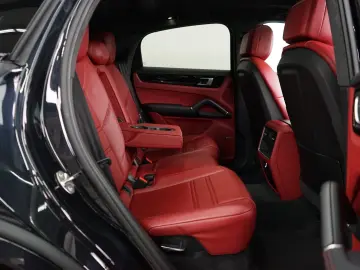 PORSCHE Cayenne Coupe E-Hybrid HeadUp Leder-rot approved