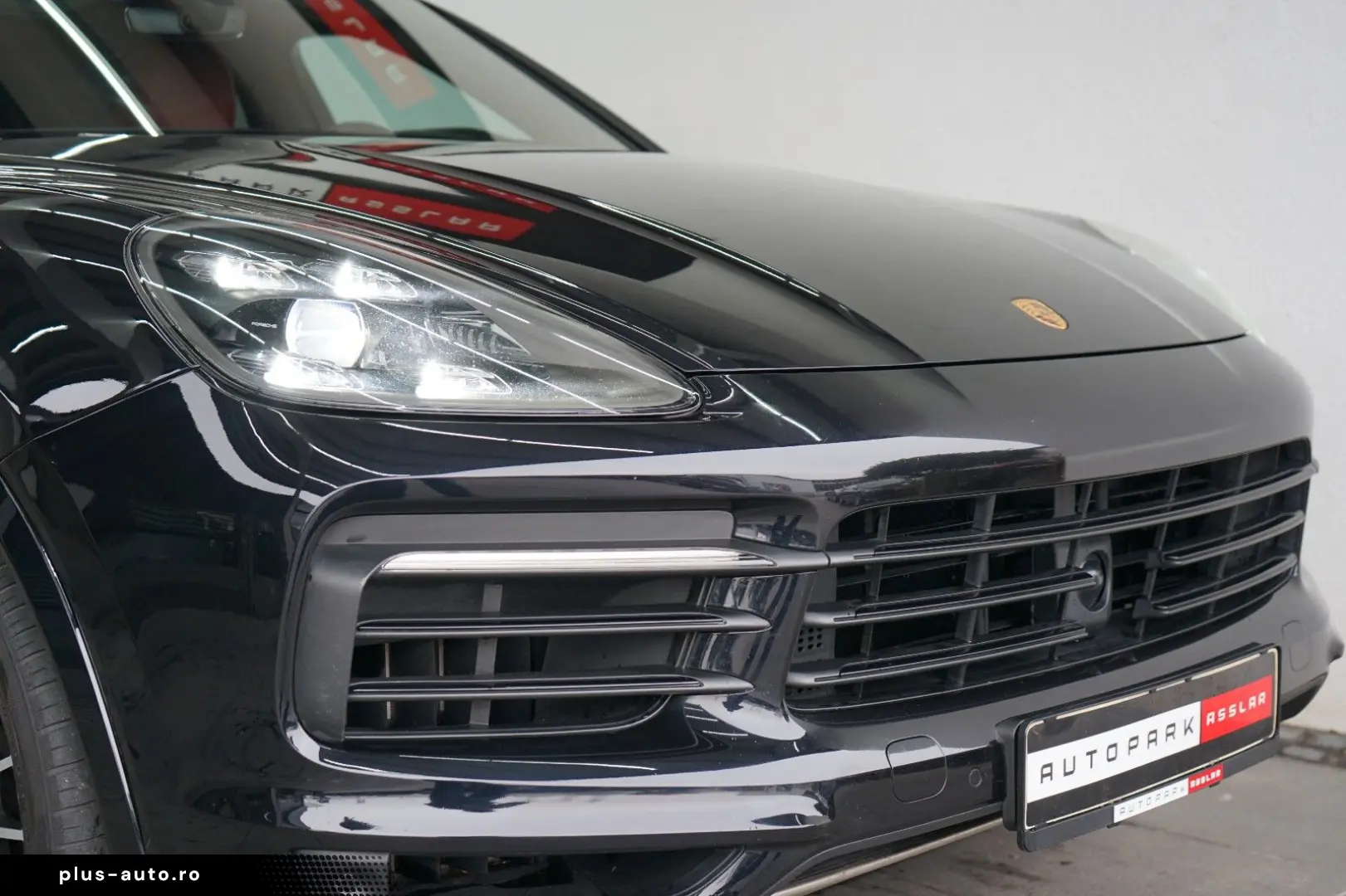 PORSCHE Cayenne Coupe E-Hybrid HeadUp Leder-rot approved