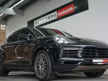 PORSCHE Cayenne Coupe E-Hybrid HeadUp Leder-rot approved