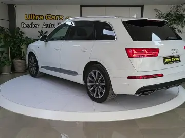 Audi Q7 3.0TDI   S-Line