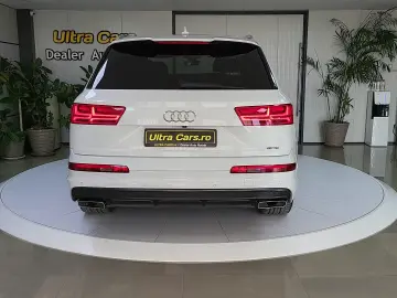 Audi Q7 3.0TDI   S-Line