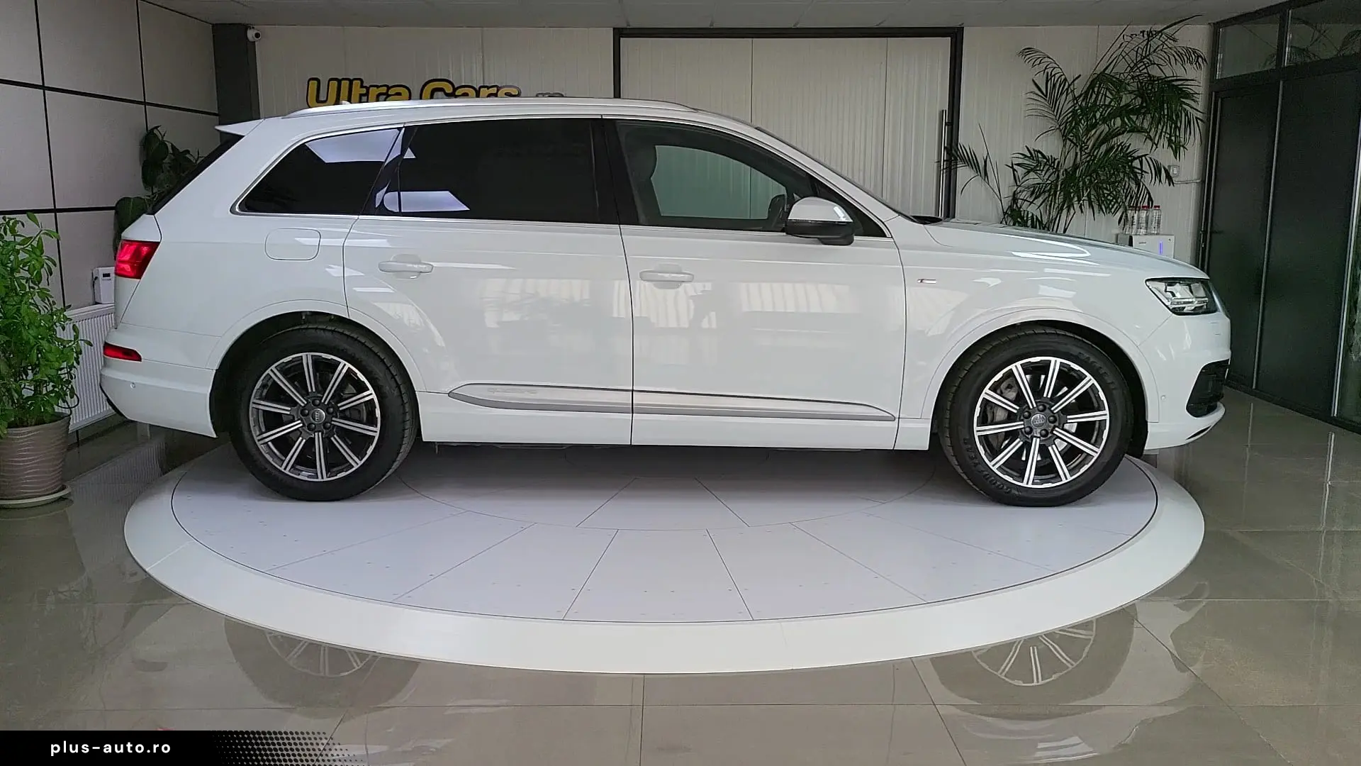 Audi Q7 3.0TDI   S-Line