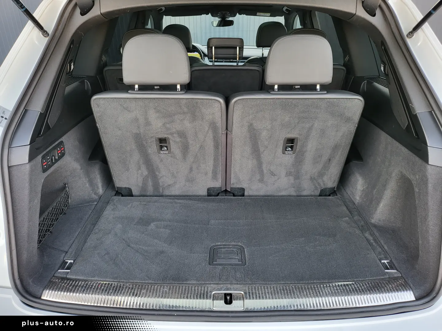 Audi Q7 3.0TDI   S-Line