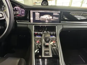 PORSCHE Panamera 4 E-Hybrid 18-Wege Chrono PANO RFK ACC