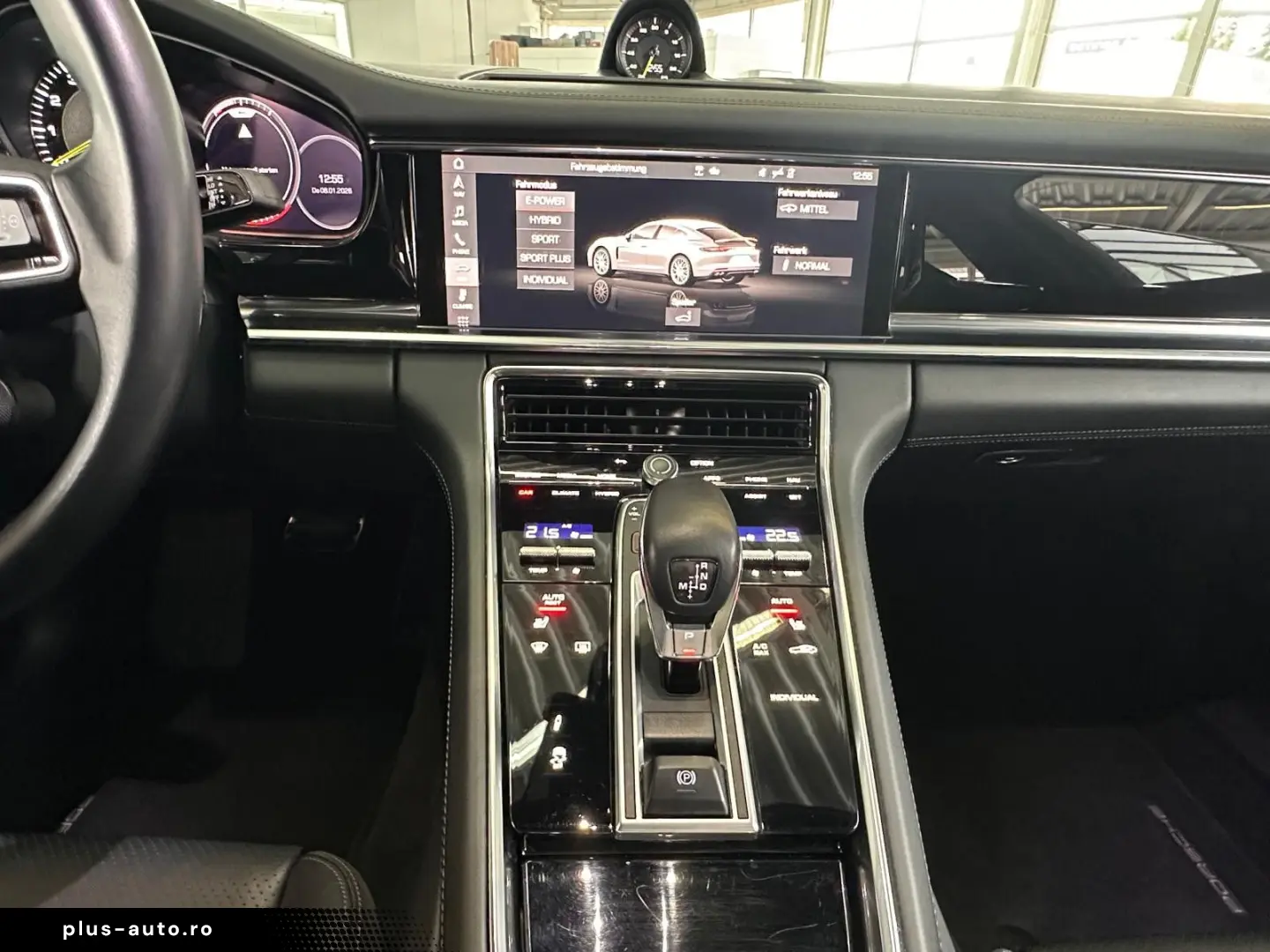 PORSCHE Panamera 4 E-Hybrid 18-Wege Chrono PANO RFK ACC