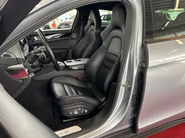 PORSCHE Panamera 4 E-Hybrid 18-Wege Chrono PANO RFK ACC