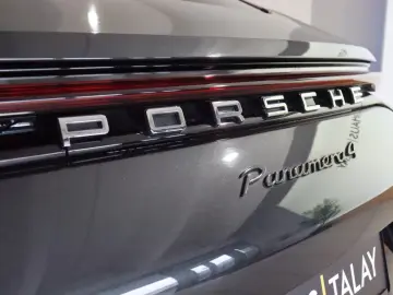 PORSCHE Panamera 4 Pano ACC KAM 1-Hand Luft