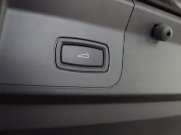 PORSCHE Panamera 4 Pano ACC KAM 1-Hand Luft