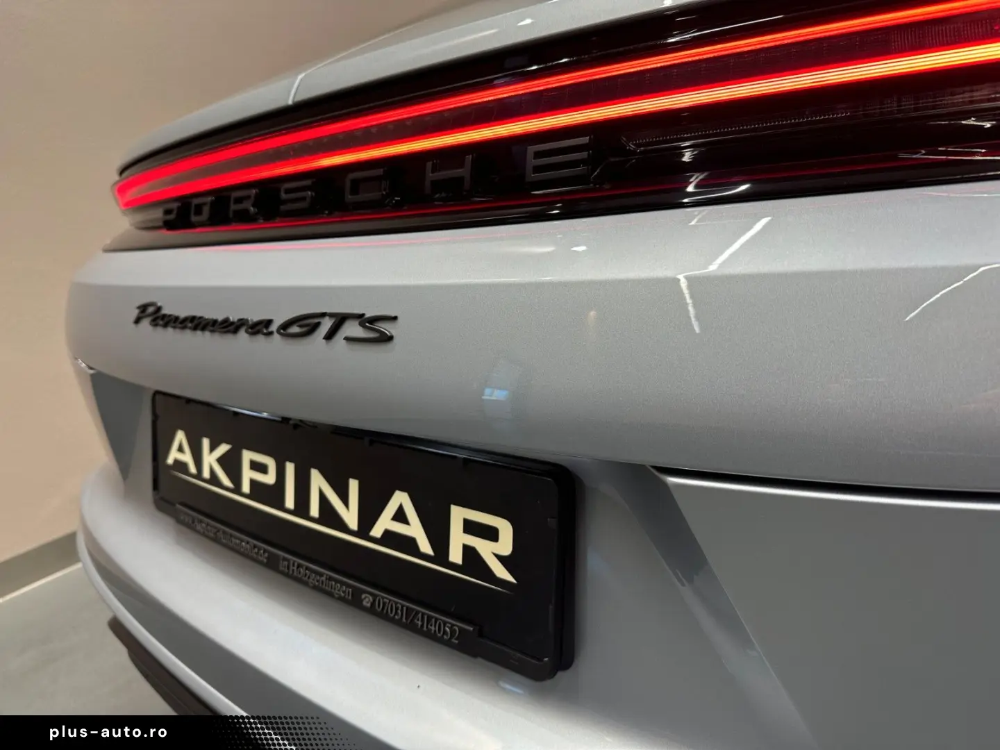 PORSCHE Panamera GTS  SPORT-DESIGN-PAKET 1. HAND