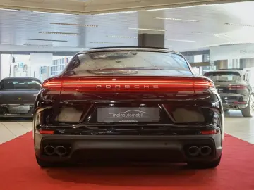 PORSCHE Panamera 4 Bose SportChrono Massage InnoDrive