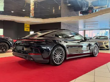 PORSCHE Panamera 4 Bose SportChrono Massage InnoDrive