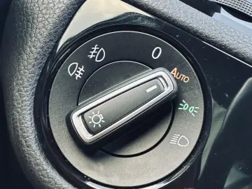 Volkswagen Golf 7   Fab.09.2014  2.0 DIESEL 150 Cp