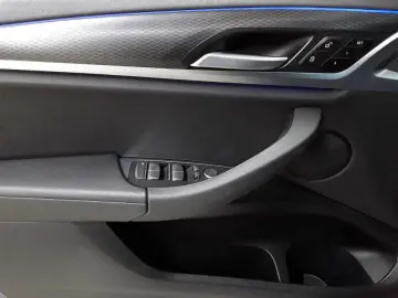 BMW X3 xDrive20d Aut. M-SPORT AHK LED KAM