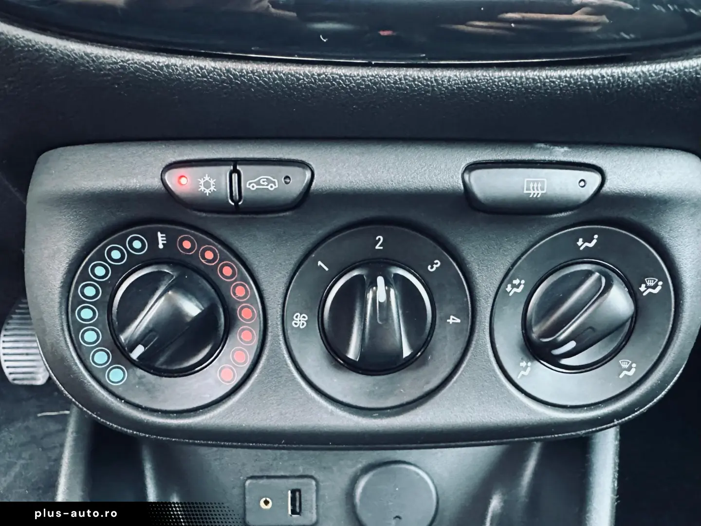 Opel Corsa   Fab. 05.2015  Euro 6  1.0 BENZINA 90 CP