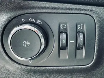 Opel Corsa   Fab. 05.2015  Euro 6  1.0 BENZINA 90 CP