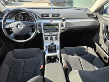 VOLKSWAGEN PASSAT B6 Benzina