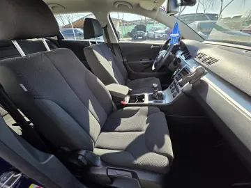 VOLKSWAGEN PASSAT B6 Benzina