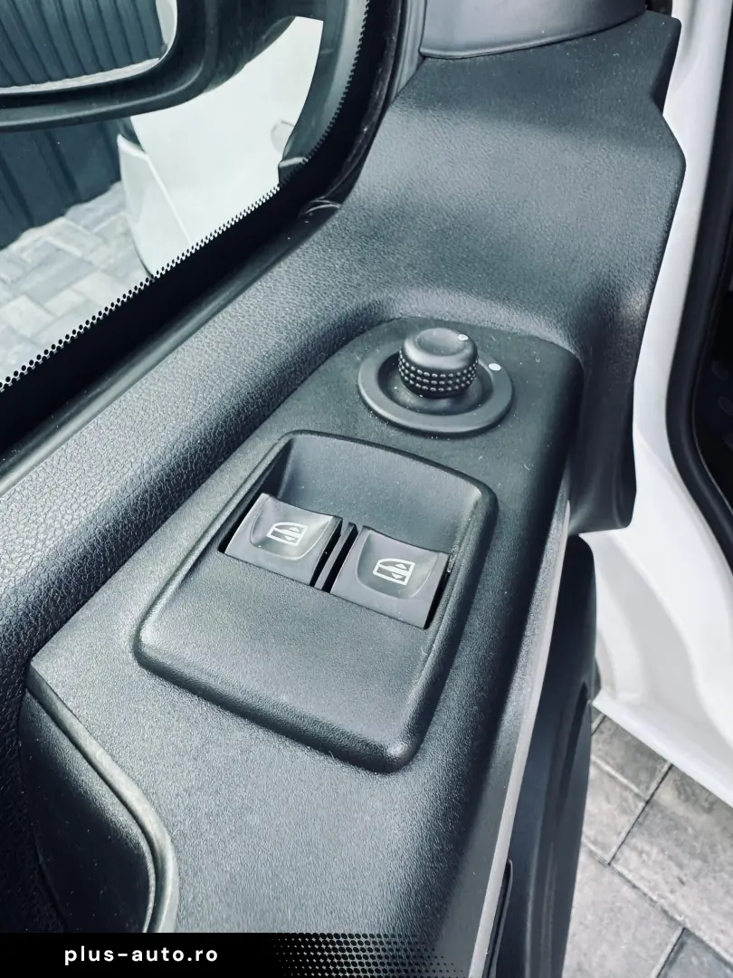 Renault Trafic   Fab 10-2016  Euro 5  1.6 DIESEL 120 CP