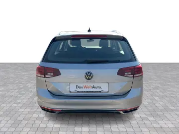 VW Passat Variant Highline 2.0 TDI DSG