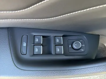 VW Passat Variant Highline 2.0 TDI DSG